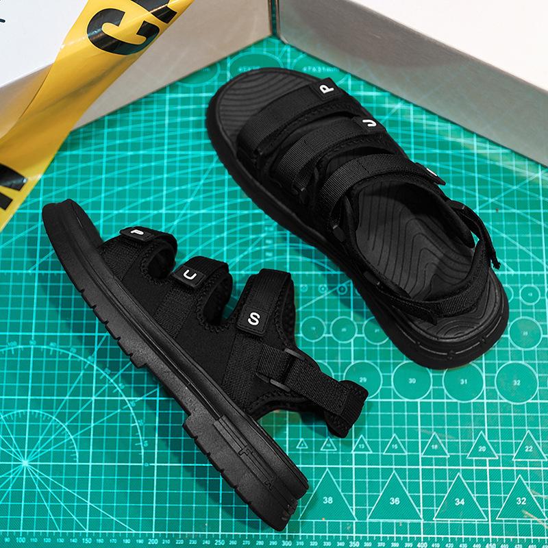 2025 Spring Sandals New Versatile Casual Driving Sandals Summer Outdoor Breathable Wear-resistant Sports Beach Shoes