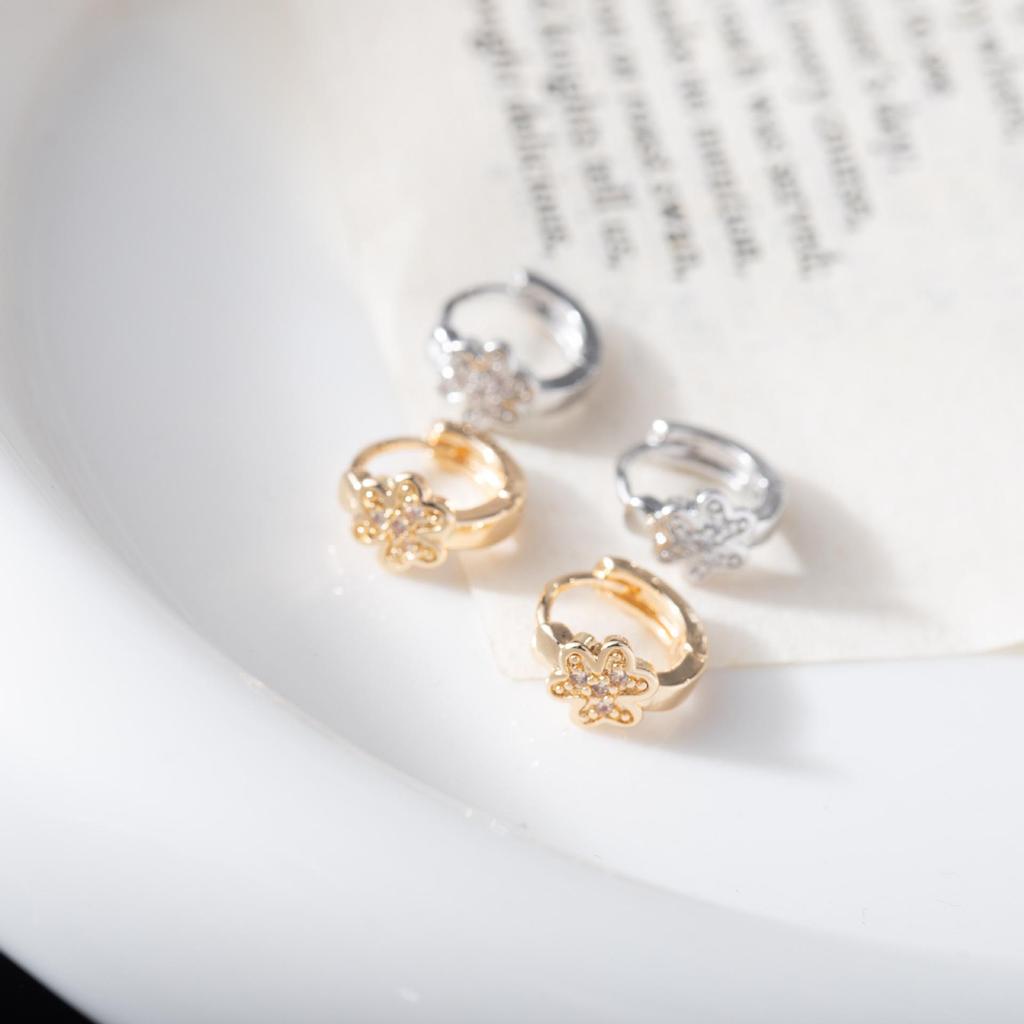 Korean Zirconia Flower Earrings: Light Luxury Clover Design for Women