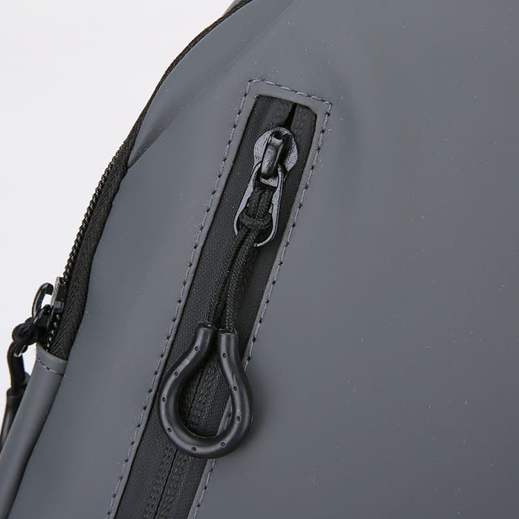 Multifunctional Breast Bag Men's Fashion Shoulder Messenger Bag