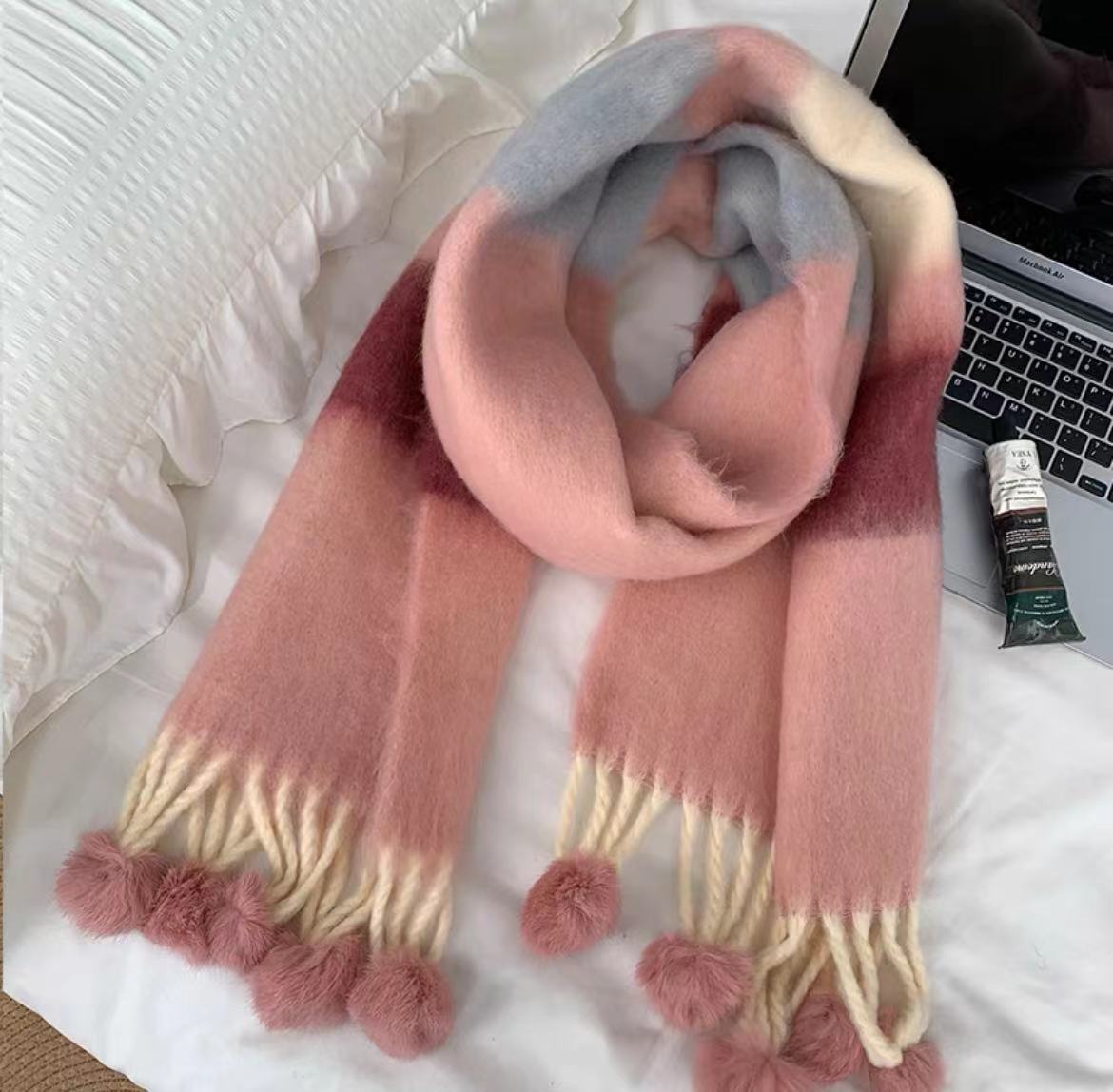 

Шарф из комков шерсти, дофаминовый радужный мохеровый полосатый платок для девочек, осенне-зимний, для улицы, с бахромой 180cm (without beard) розовый