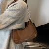 2025 new French fashionable solid color texture shoulder underarm bag women's trend simple personality commuter messenger bag