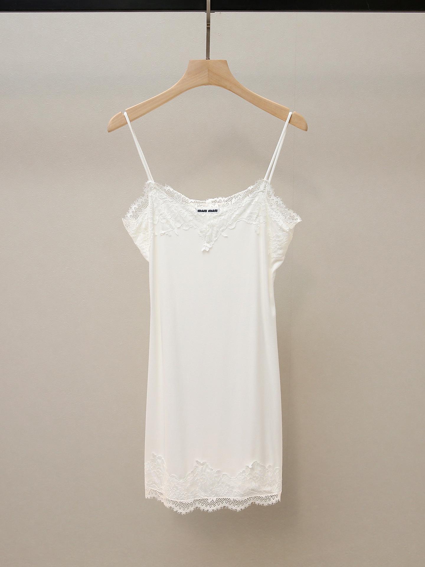 

Осеннее женское трикотажное платье-майка с кружевной аппликацией премиум-класса Large белый