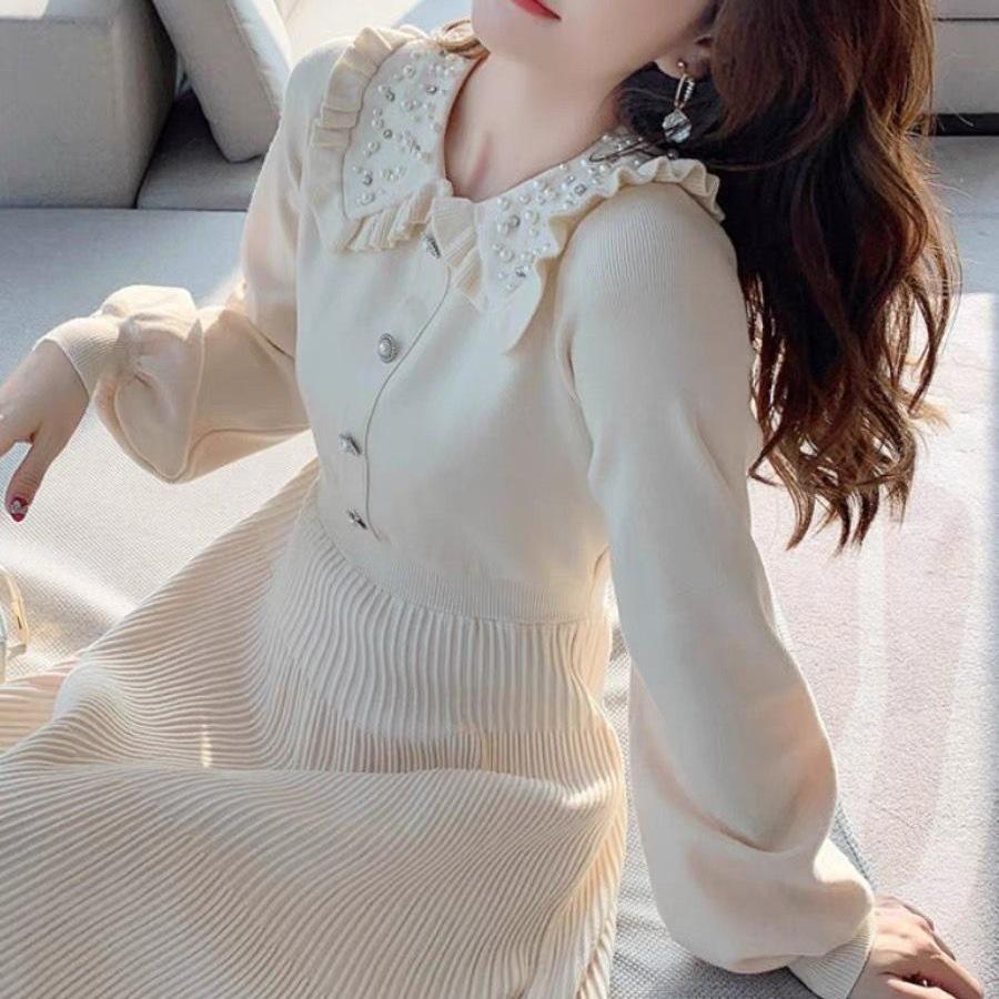 Beaded Petite Wool Knit Dress with Doll Collar for Women - Slimming, Age-Reducing Autumn Winter Layer