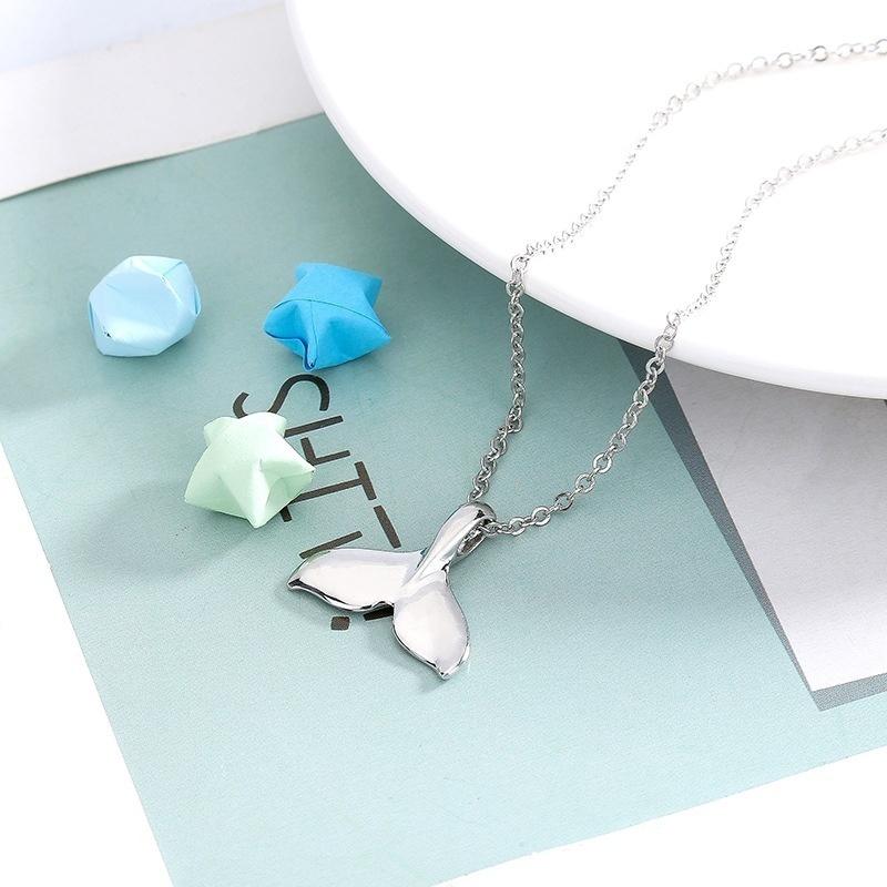 

Новые ожерелья с подвесками в виде хвоста русалки, кита, дельфина, серебряного/золотого цвета, женские ювелирные изделия, ожерелье для женщин, ожерелье с крестом 2023 Light Yellow Gold Color