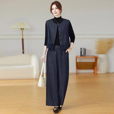 Women's Autumn Fashion Set: Vest and Wide-Leg Pants for Mature Ladies