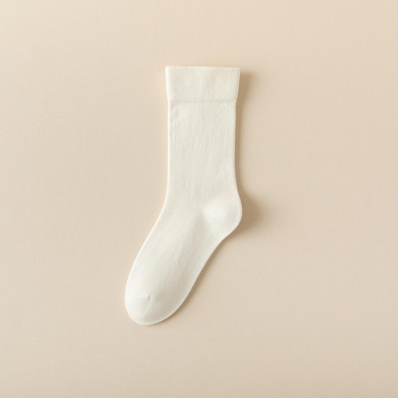 Female Autumn and Winter Thin Wool Warm Cotton Boneless Sleep Month High Tube Pile Socks