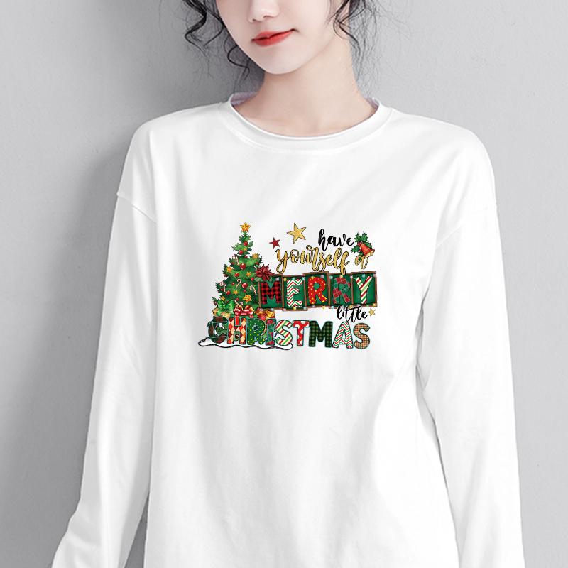 Clothing Christmas Tree Patches, Hooded Sweatshirts, Patches, Clothes, Stickers, Handcrafted T-shirts, Heat Pressing, Vinyl Heat Transfer Patches