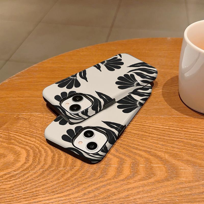 Bold Floral Abstract Black Cream Botanic Leaves Silhouette Art Film Aesthetic Protective Shockproof Bumper Phone Case For iPhone 14 15 16 Pro Max Plus