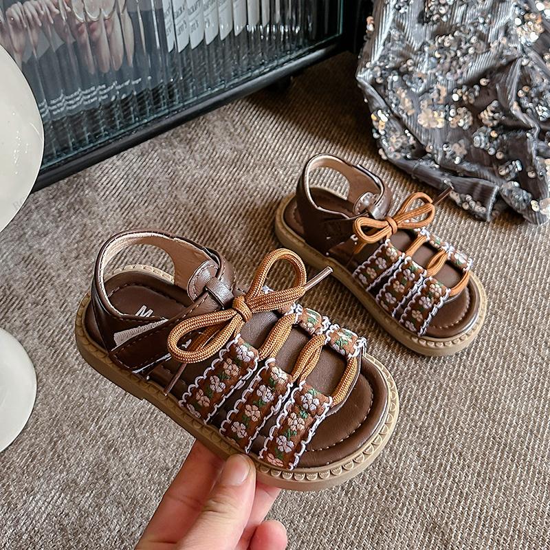 *Baby Girls HotSale Summer Princess Fashionable Embroidery Soft Hollow Sandals Kid Elegant School Lightweight Cute Walking Shoes