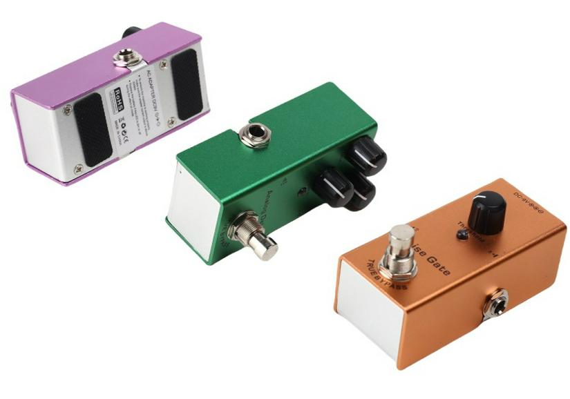08 Digital Delay Electric Guitar Multi-Effect Pedal: Ten Effects Including Distortion, Overdrive, Delay, and Chorus.