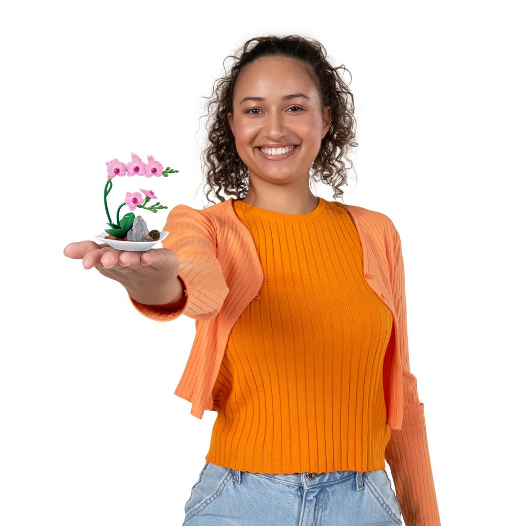 MINI BRANDS Botanical Garden Series 1 Capsule, 2-Pack, in PVC Tube