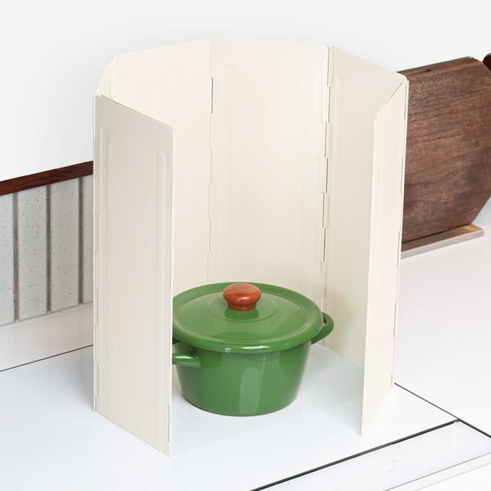 Comet Kitchen Foldable Stove Splatter Guard Ivory and Pouch Set
