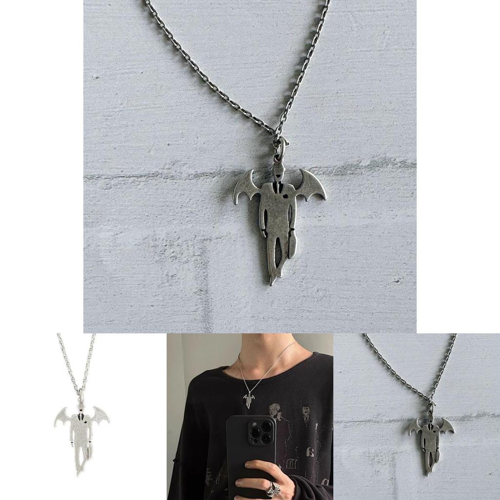 Halloween Vampire Mythology Pendant Necklace With Wing Motif For Costume Accessory