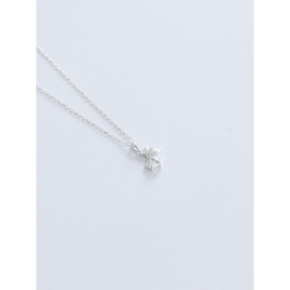Shell Spark Necklace