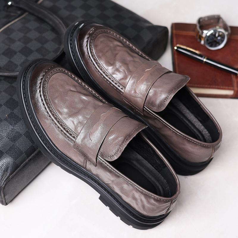 New First-layer Sheepskin Men's Casual Leather Shoes Business Leather Men's Single Shoes Handmade Men's Shoes Round Head Breathable Shoes
