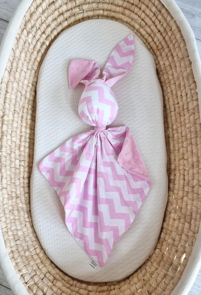 Doudou Bunny Cuddly Toy Double-Sided Cotton and Minky - Chevron Pink - Pink