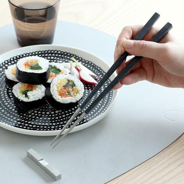 Cutipol KUBE Chopsticks + Chopstick Rest Set Black Silver KU39 22cm Chopsticks 6cm Chopstick Rest Stainless Steel Resin