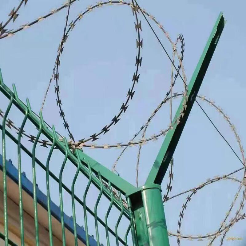 Binghu Razor Wire Security Fence with Y-Posts