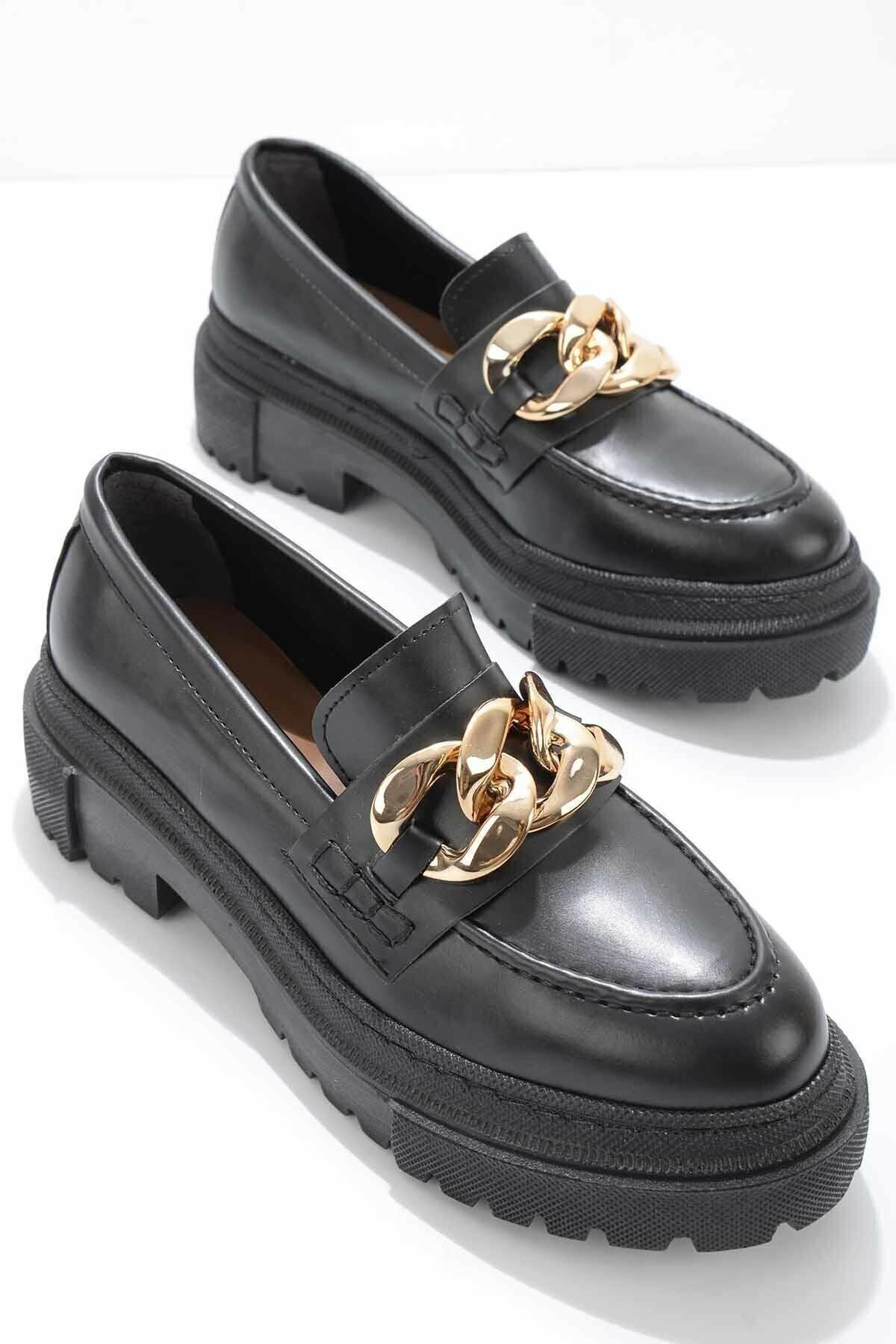 

Women s Fashion Faux Leather Thick Heeled Loafer Chain Detailed Thermo Sole Loafer Shoes 36