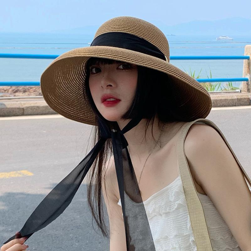 New Fashion Women's Travel Sunscreen Flat Top Boater Hat Female British Style Sunshade Holiday Light Beach Sun Straw Hat Gift