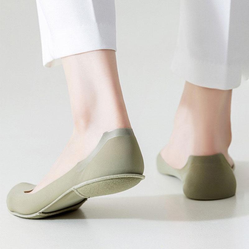 Women's Boat Socks with Foam Padding Shock Absorption Thin and Breathable Ice Silk Socks Shallow Cut Invisible Non-slip Silicone Socks