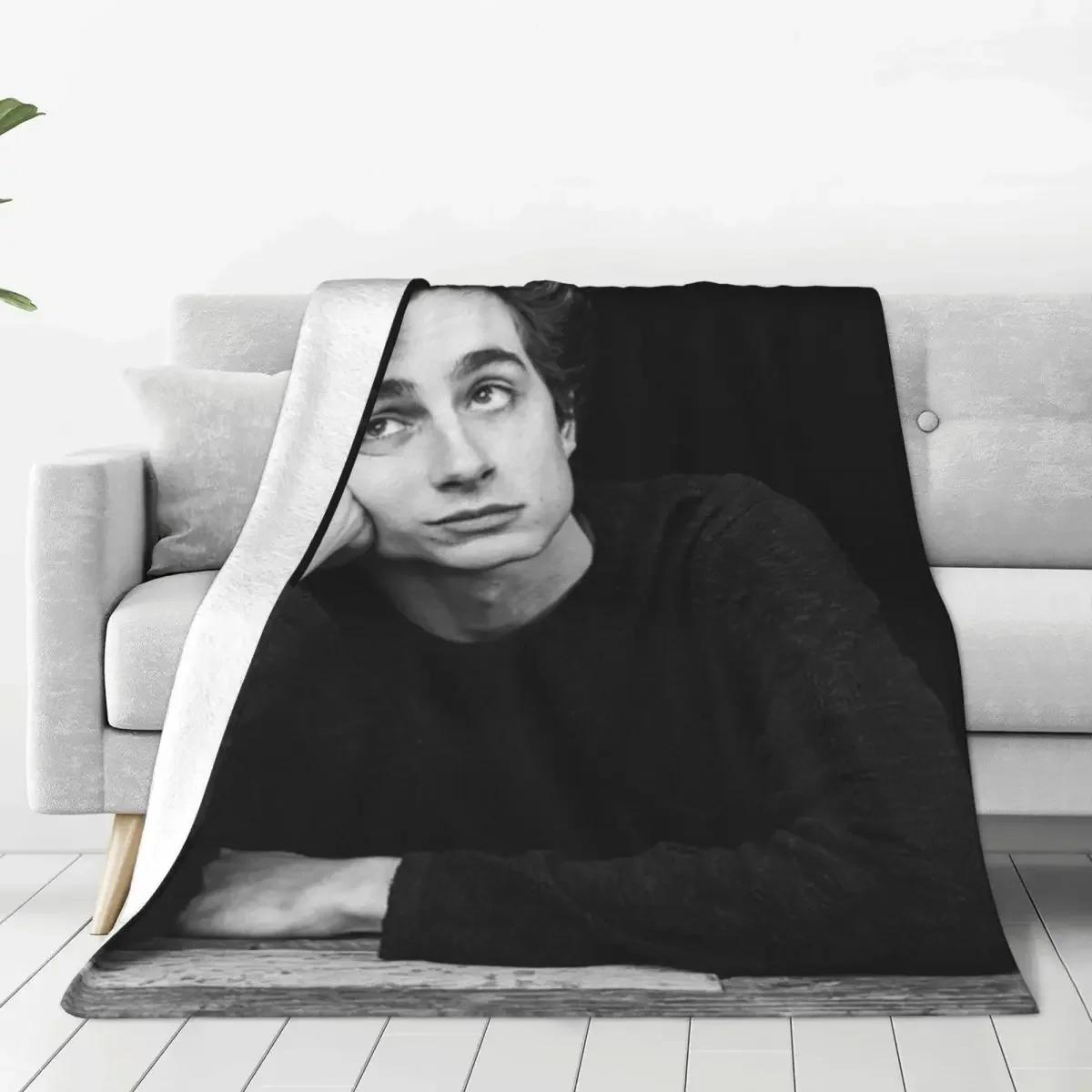 

Timothee Chalamet Warm Soft Blanket American and French Actor Office Bedding Throws Winter Flannel Bedspread Sofa Bed Cover 75x90cm