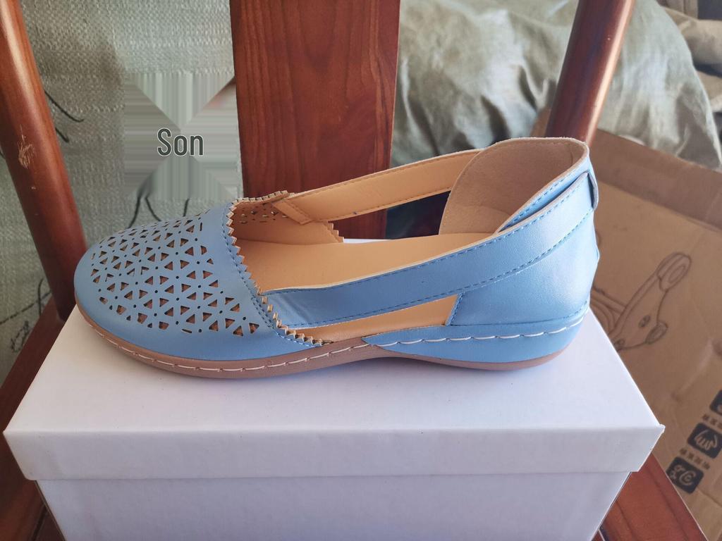 Dámské sandály s kulatou špičkou a klínkovým podpatkem pro jaro/léto 2022 ve větších velikostech