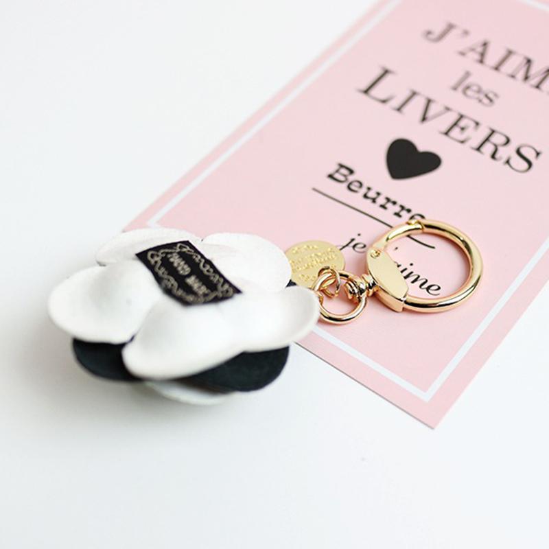 Yogodlns Cute Sweet Synthetic PU Leather Rose Camellia Flowers Bag Pendant For Women Trinket Key Chains Ring Car Bag Charm