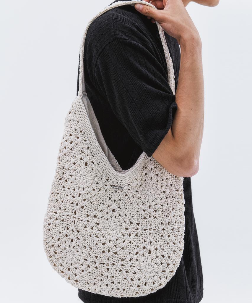 Trip Le Sens Floral Crochet Round Shoulder Bag_Beige