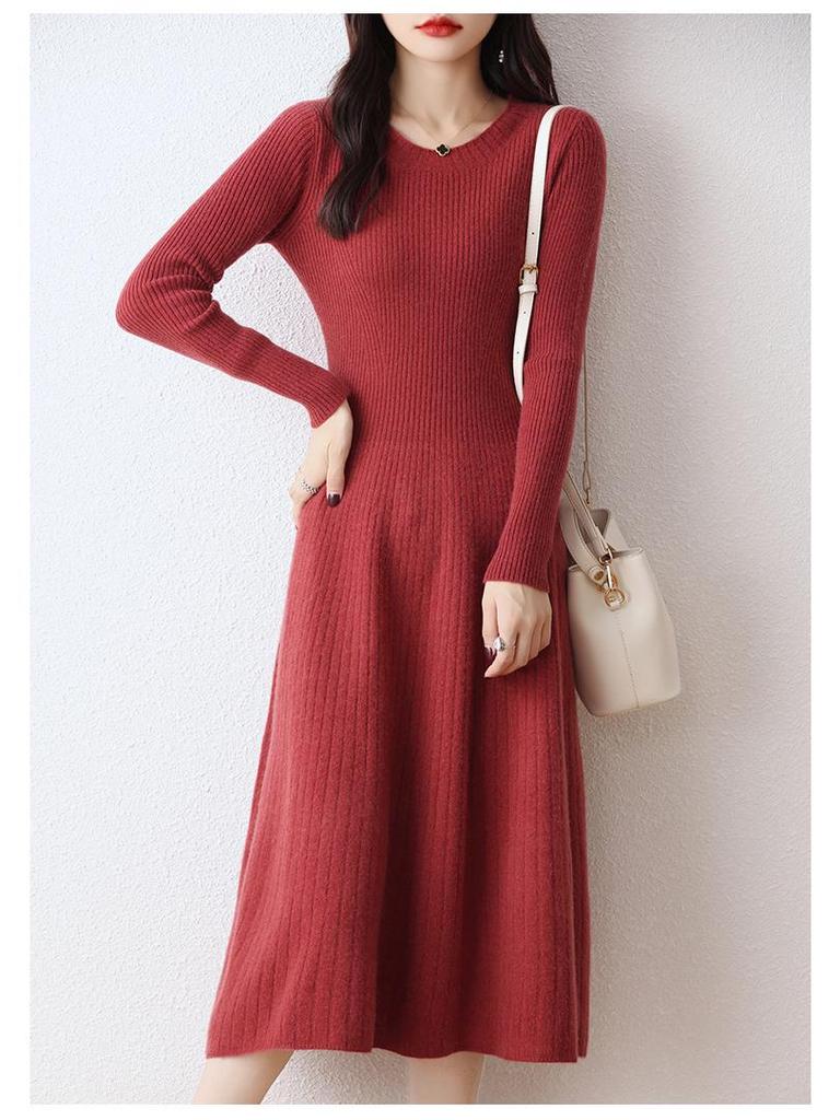Women's Extra Long Wool Knitted Dress - Round Neck, Slim Fit, Waist-Hugging, Over-the-Knee, Autumn/Winter Style