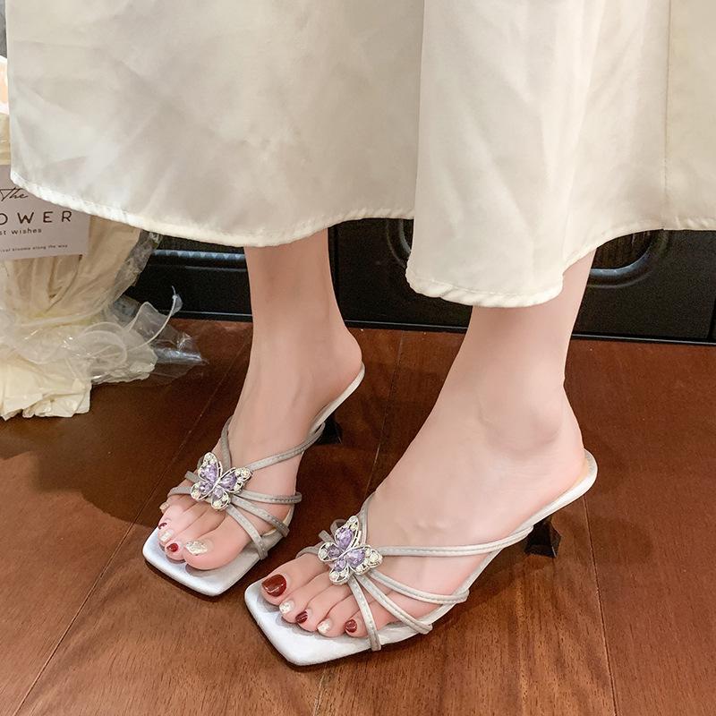 

2025 summer new toe slippers women s fashion casual cool slippers premium feeling with skirt cool slippers 40 фиолетовый