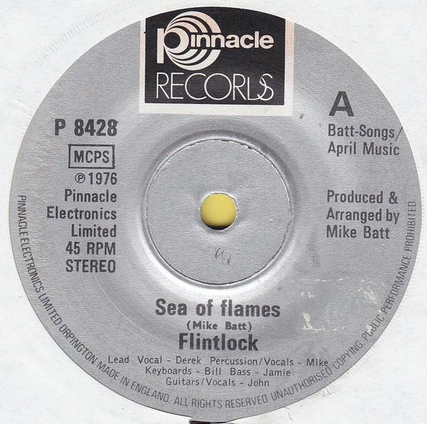 

7inch Record FLINTLOCK - Sea Of Flames P8428 Pinnacle Record 1976 UK Rock Used