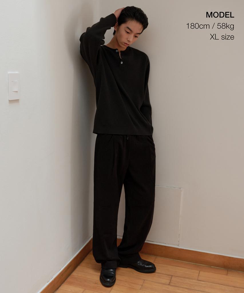MUSINSA STANDARD [Victoria Wool] Minimal Ribbed Henley Neck Knit [Dark Gray]