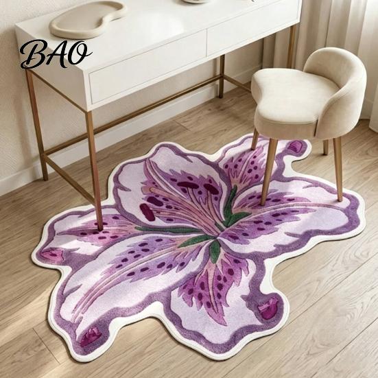 Skin Friendly Bedside Rug Lily Shape Floor Mat, Absorbent Velvet for Bathroom And Entrance, Non-slip Decorative Easy Clean Area Flower Bedroom