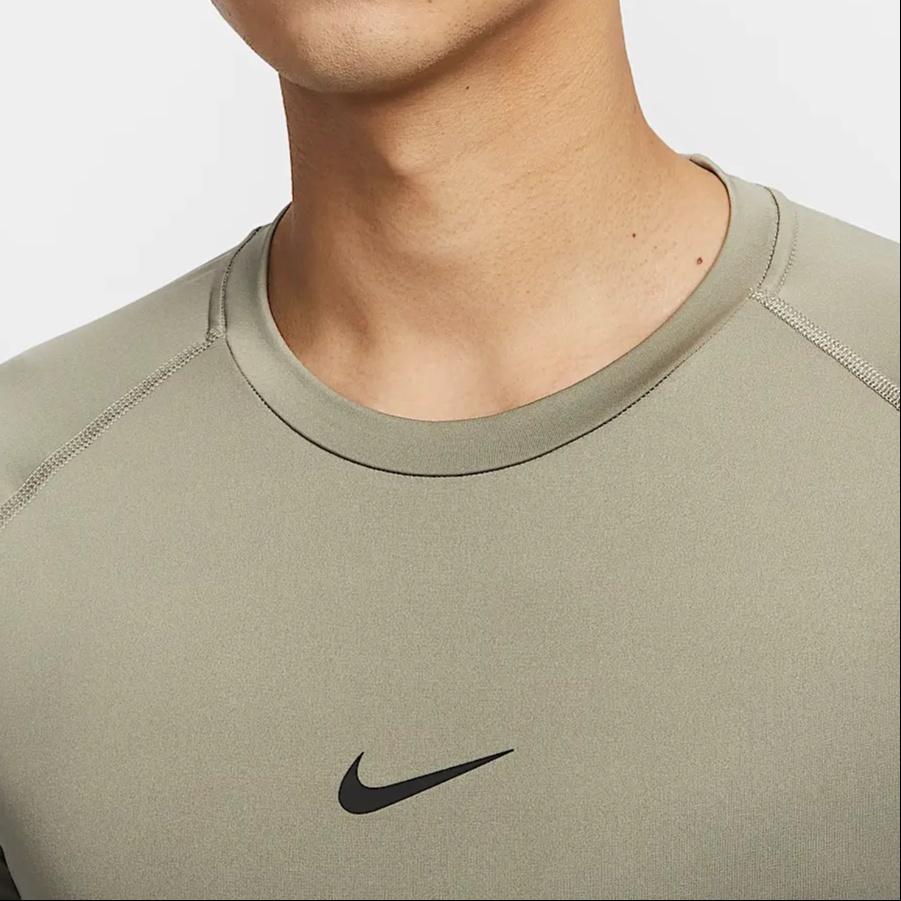 Nike Pro Men's Dri-FIT Tight Short-Sleeve Fitness Top FB7933-320