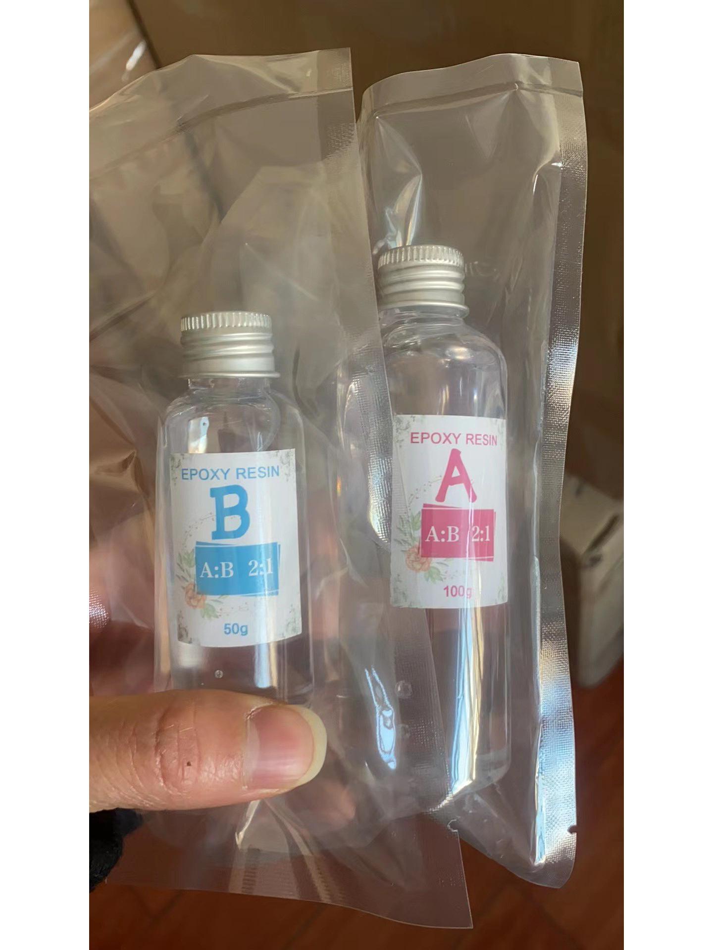 

Набор УФ Эпоксидной Смолы с Кристальной Формой и Инструкциями на Русском языке