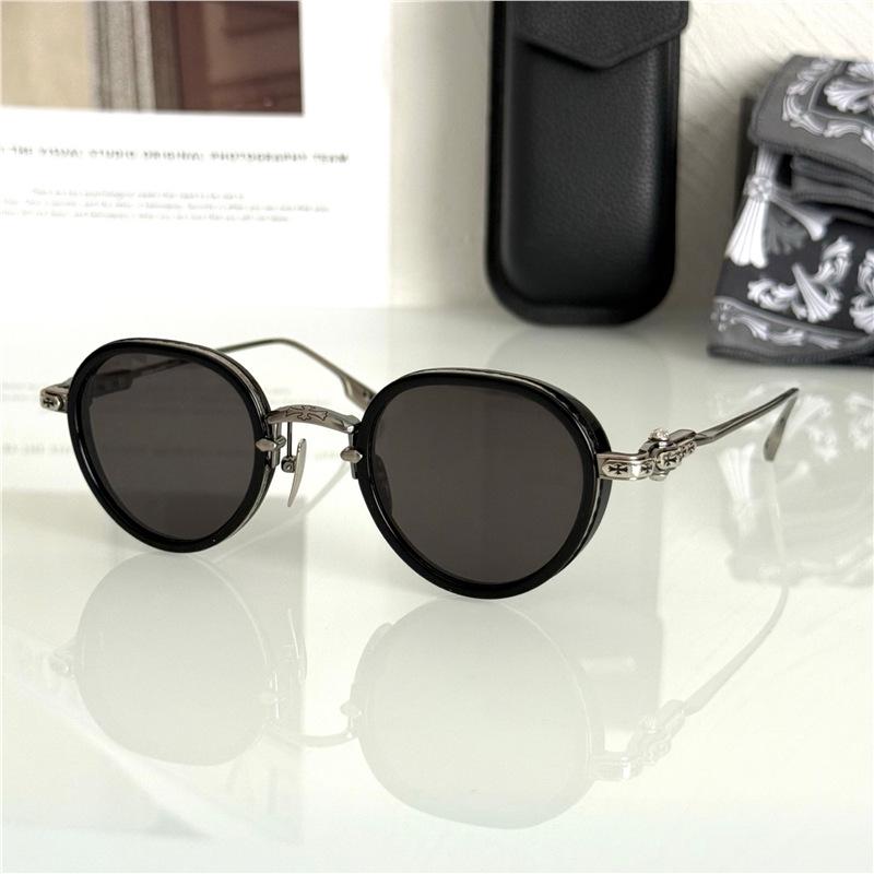 

SEXT-9 Unisex Metal Round Sunglasses with High-Grade Flat Lenses - Trendy and Versatile for Vacation and Parties Standard