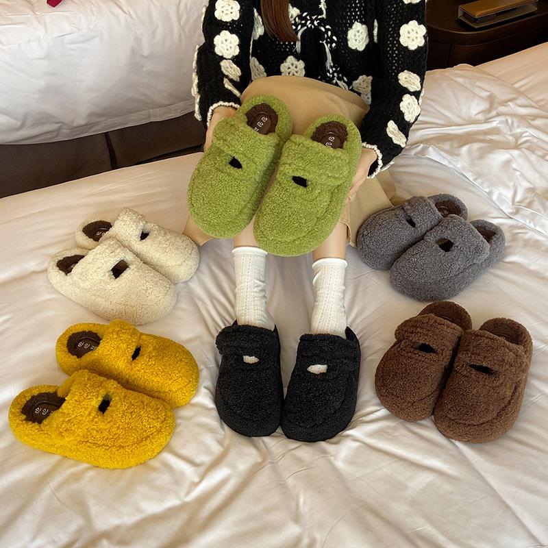 Neue Baumwollschuhe und Hausschuhe mit dicker Sohle, höhenvergrößernd, modisch und lässig für vielseitige Frauen