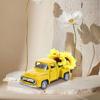 BESPORTBLE Farmhouse Yellow Truck, Vintage Truck Decor Yellow Truck with Flowers Rustic Metal Decorative Truck with Flowers for Home Table Decoration