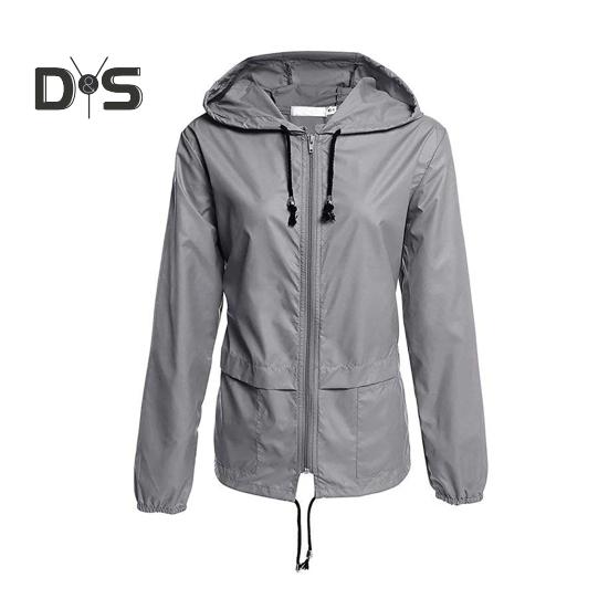 Giacca antipioggia da donna, leggera, comoda, casual, per campeggio, escursionismo, con cappuccio, impermeabile, foderata, antivento, con tasche