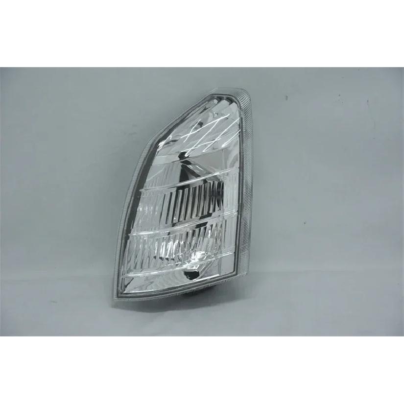 1 or 2 Pcs Front Corner Lamp with Bulbs for Nissan X-Trail T30 2000-2007 Side Light for Front GDDT ShellLamp Light