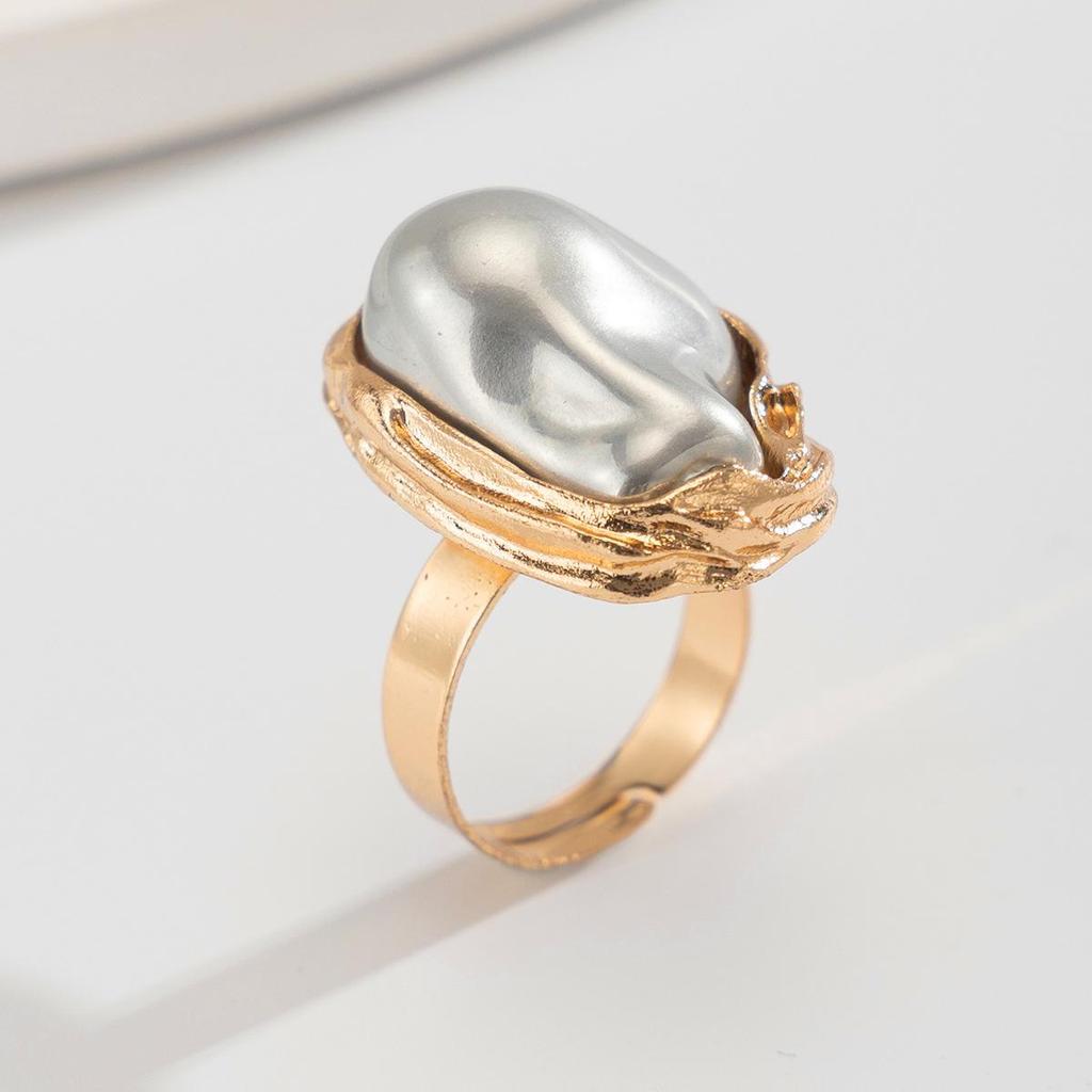 Baroque Special-Shaped Simulation Pearl Ring - Retro Irregular Alloy Design