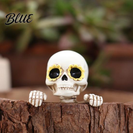 Cool Plant Decorations Skeleton Flower Pot Hugger Resin Skull Planter Statue with Eyes Mini Funny Garden Statues Flowerpot Ornament for Halloween