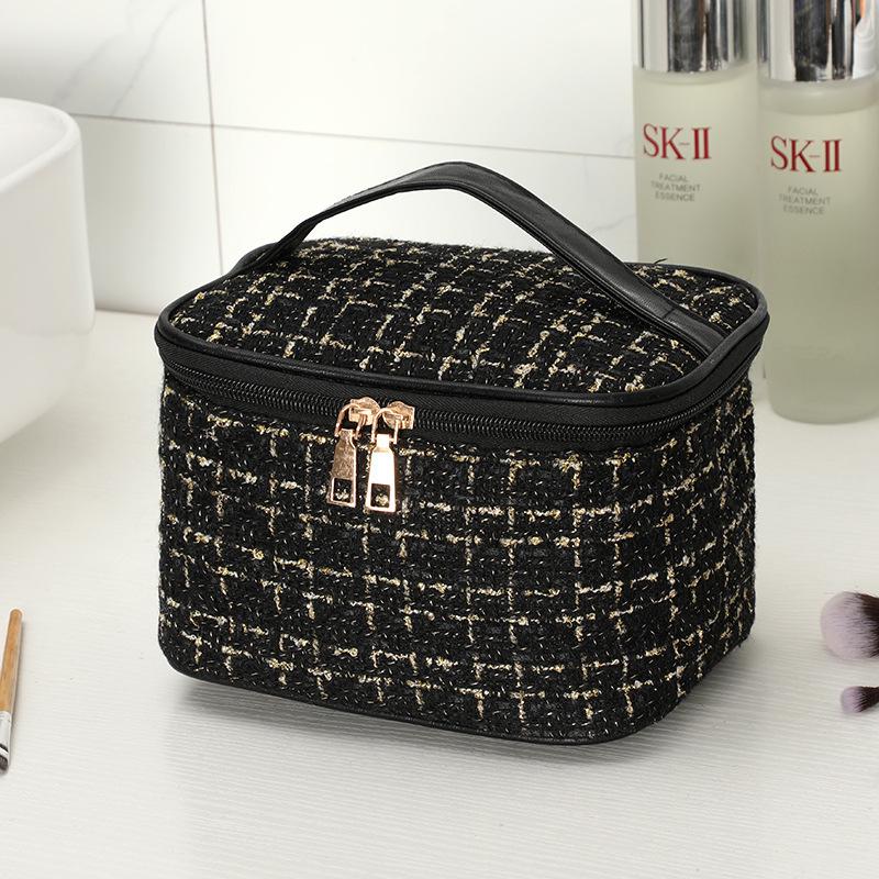 1pc Fashion Cosmetic Bag Large Capacity Portable Handbag Woven Cosmetics Makeup Brush Storage Household Travel Wash Bag