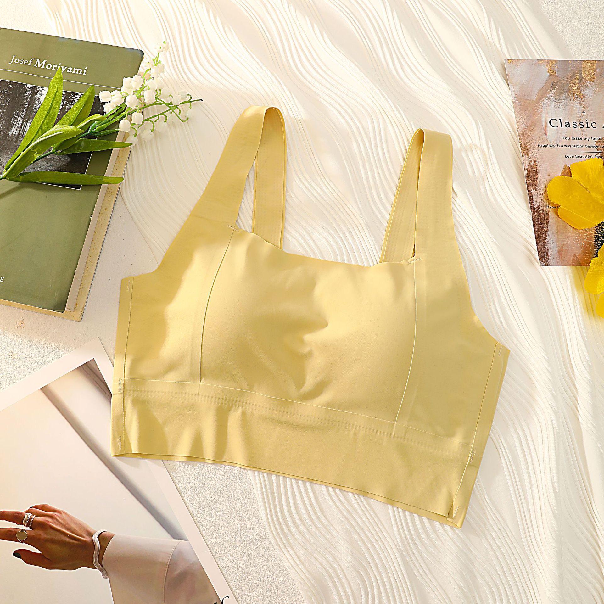 

Бесшовный спортивный бюстгальтер-бандаж пуш-ап с защитой от ударов для женщин M (suggested 90-120 jin)