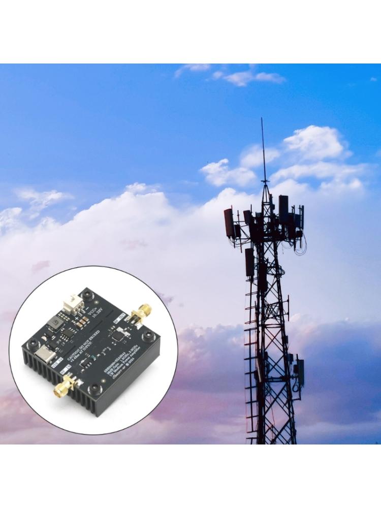 Low Noise Amplifier 36dB Gains 1.5GHz-3.9GHz Precise Transmission Power Preamplifier Module