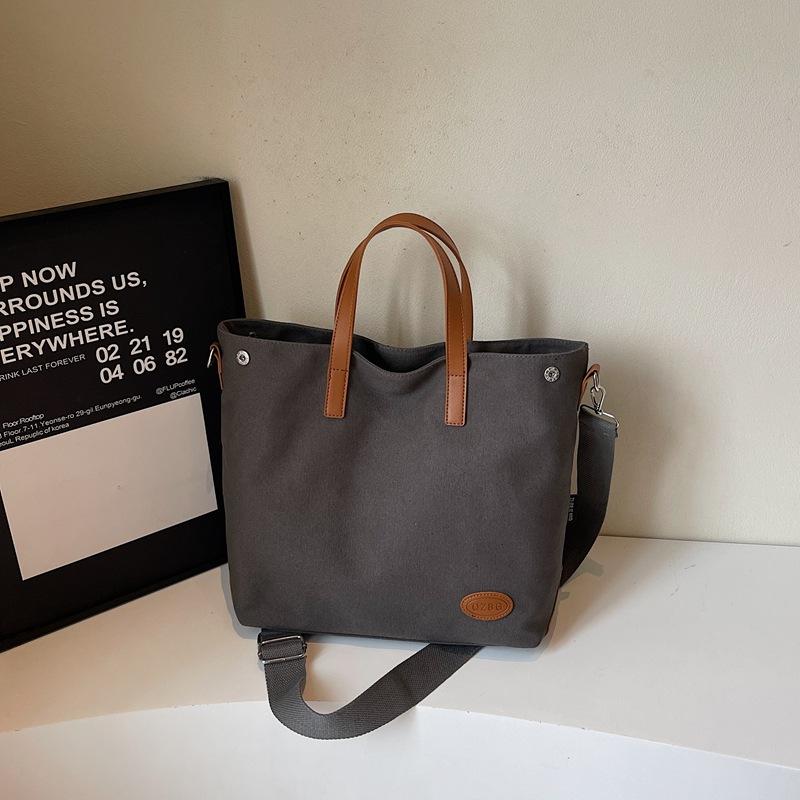 

Large capacity portable tote bag women s new simple casual shoulder bag class commuter messenger bag