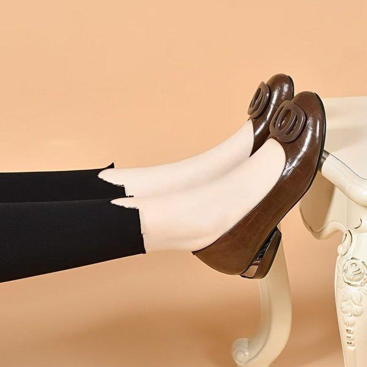 Thick heel shallow mouth single shoes spring and summer new round head low heel soft sole flat beanie shoes