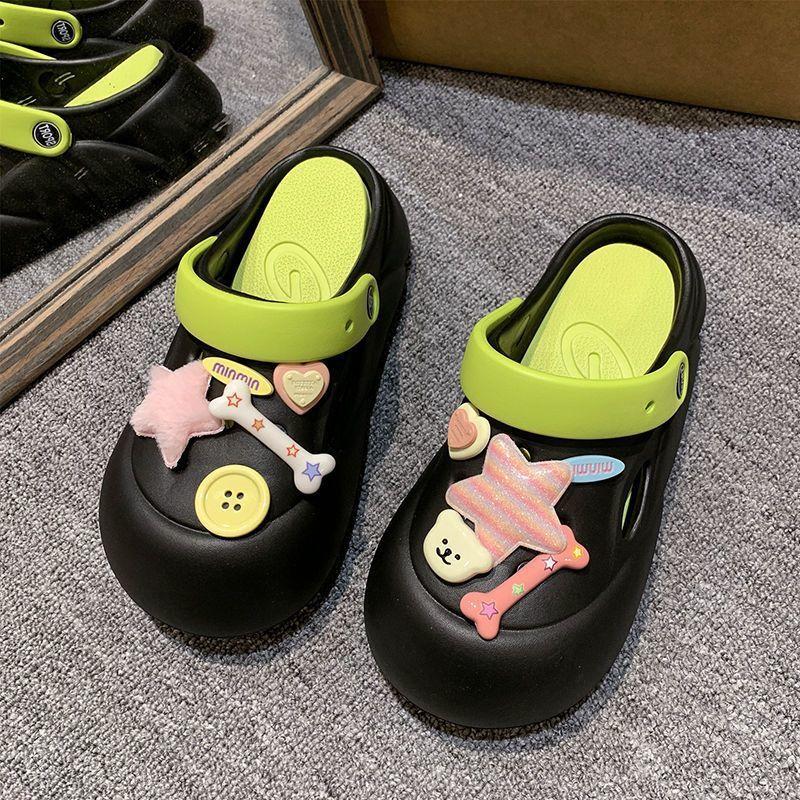 Versatile star platform hole shoes women's summer wear 2025 new small casual beach bag head cool slippers women