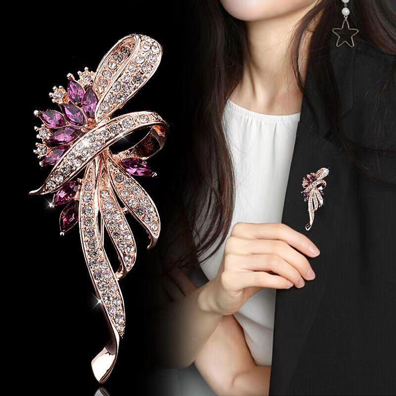 Versatile Rhinestone & Pearl Brooch for Women - Elegant Suit Accessory